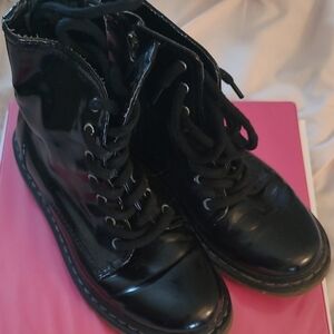 Aeropostale Women's Black Patent Lace-Up Combat Boots Size 8 Vintage Y2k